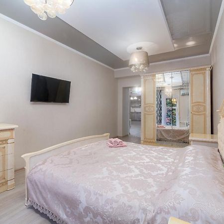 Apartments Deribasovskaya 敖德萨 外观 照片